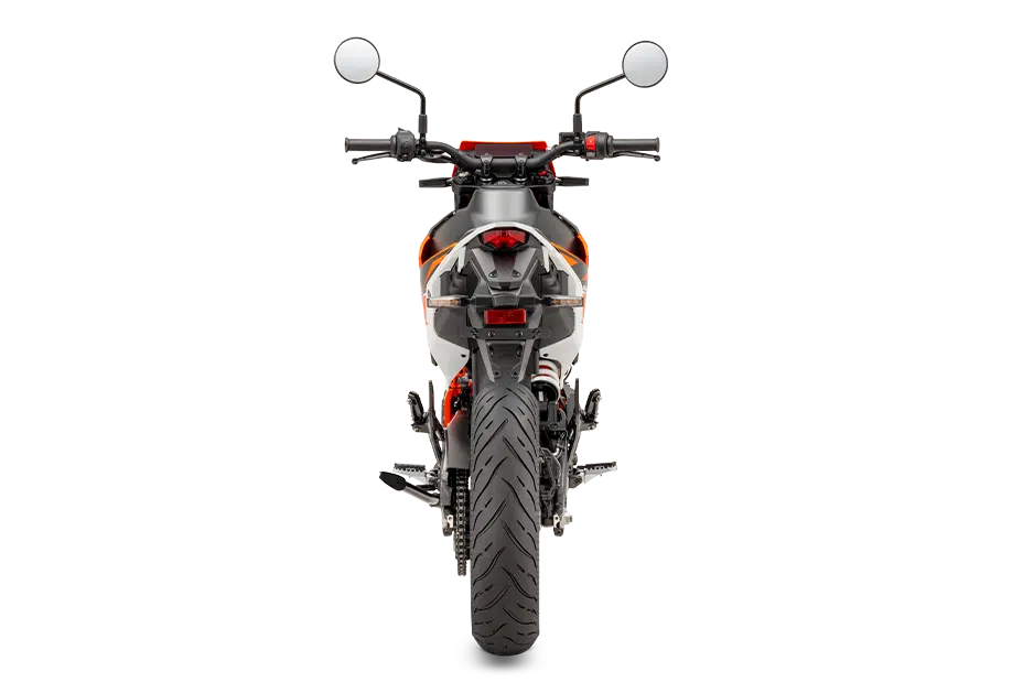 PHO_BIKE_90_HI_Supermoto-KTM-2025-125-smc-r-orange-rear-view_#SALL_#AEPI_#V1