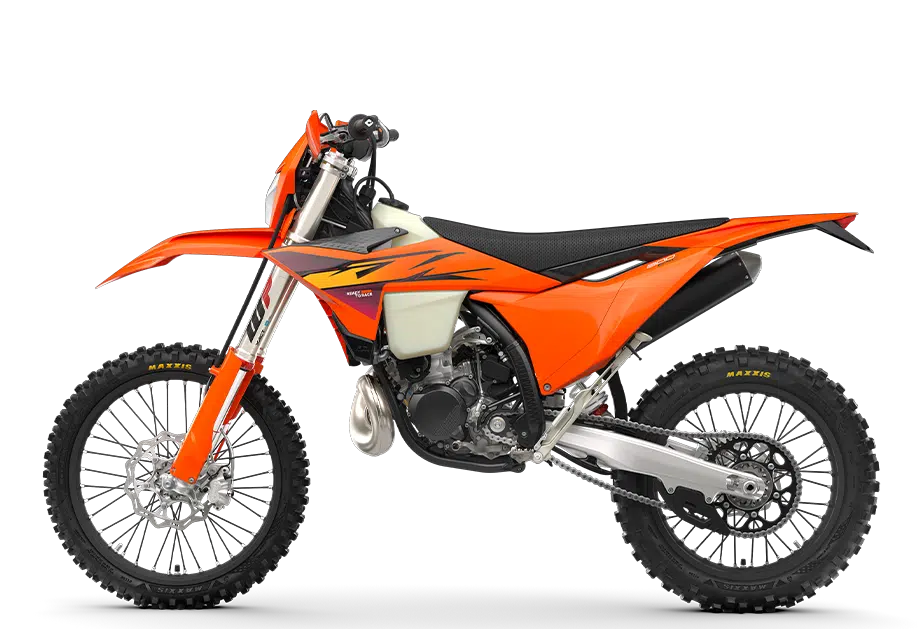 PHO_BIKE_90_LI_KTM-enduro-300-exc-left-side-view-studio-image_#SALL_#AEPI_#V1