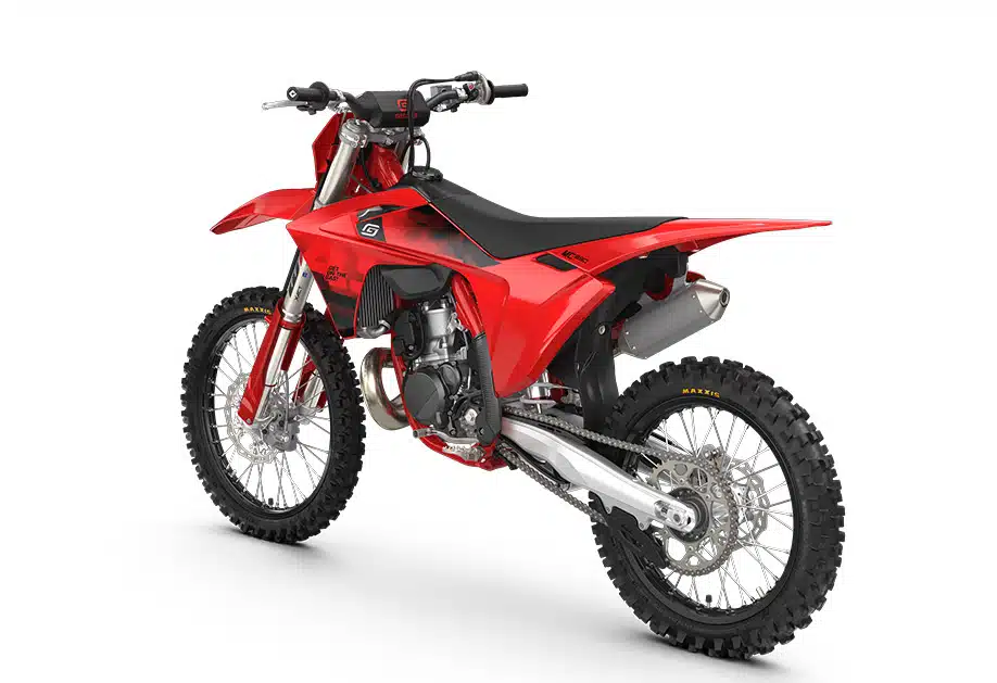 PHO_BIKE_PERS_LIHI_GASGAS-MC250-MY26-rear-left_#SALL_#AEPI_#V1