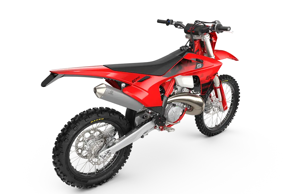 PHO_BIKE_PERS_REHI_GASGAS-Enduro-EC-300-MY26-rear-right_#SALL_#AEPI_#V1