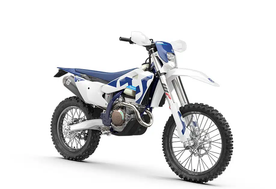 PHO_BIKE_PERS_REVO_Husqvarna-Enduro-FE-250-MY26-front-right_#SALL_#AEPI_#V1