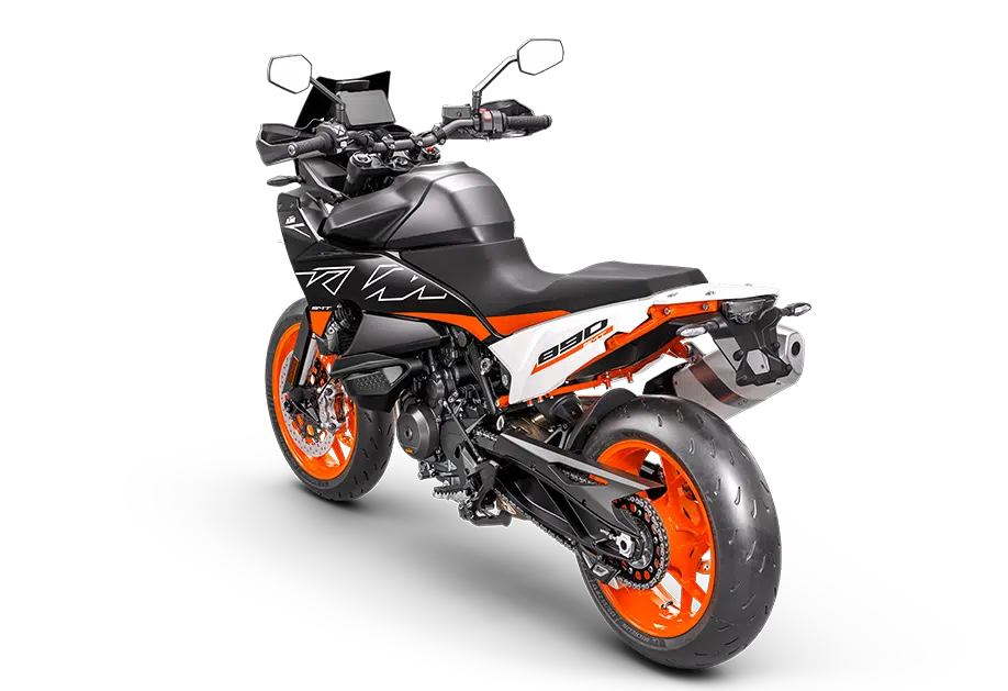 PHO_BIKE_PERS_LIHI_MY23-KTM-890-SMT-45-Degrees-Left-Rear-Studio_#SALL_#AEPI_#V1